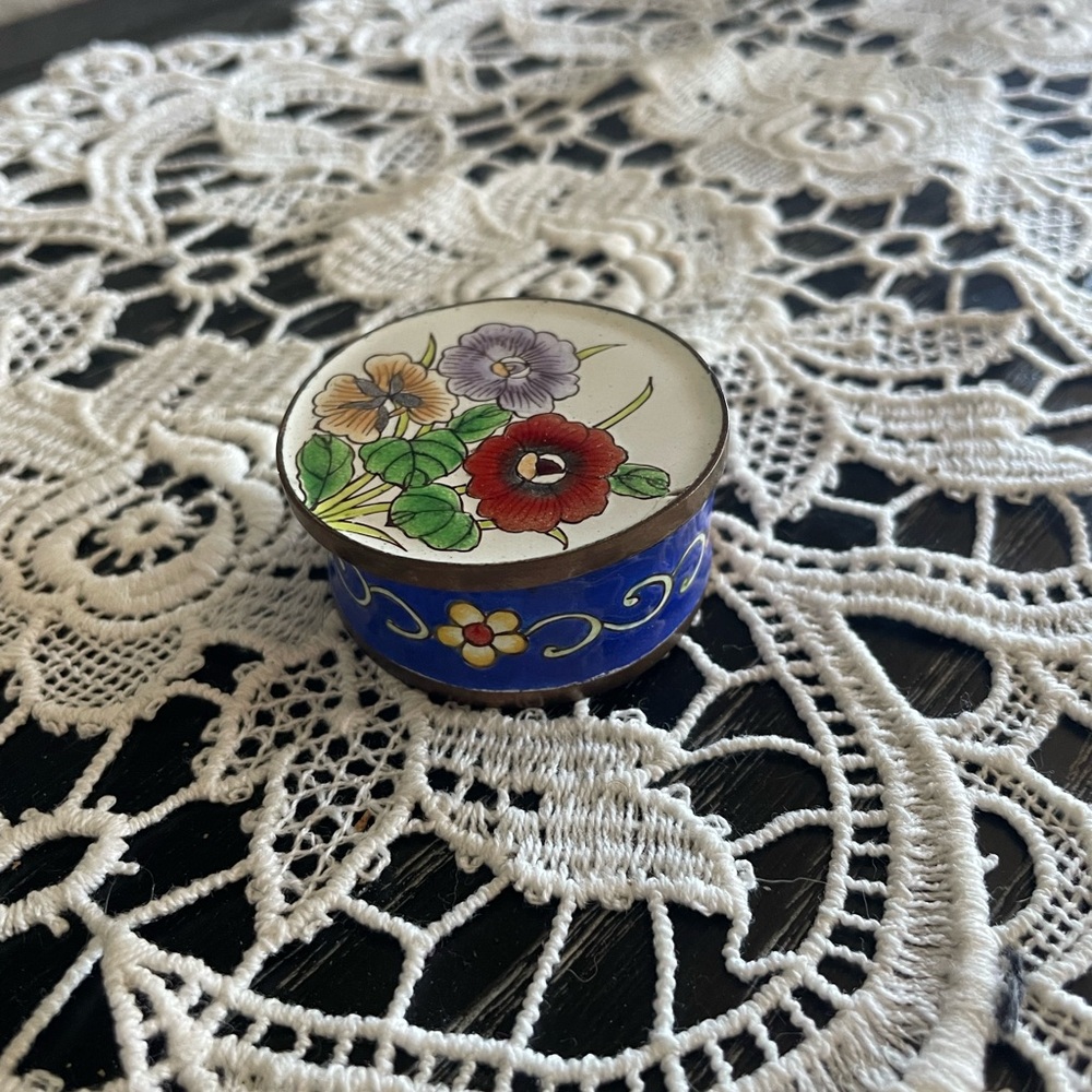 Vintage enamel pill box
